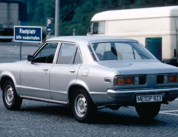 Mazda 818 Sedan '1974–77