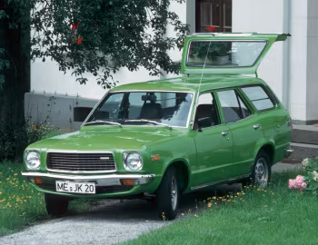 Mazda 818 Station Wagon '1974–77