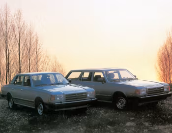 Mazda 929 L & Variabel '1980