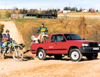 Mazda B2500 (UF) '1985–98