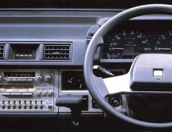 Panel frontal Mazda Bongo '09.1983–11.1986