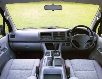 Интерьер Mazda Bongo Friendee '06.1995–99