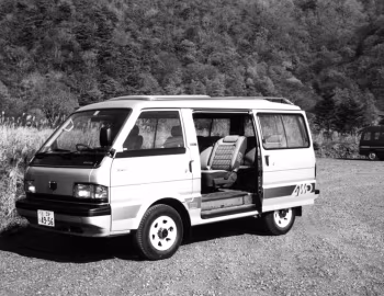 Mazda Bongo 4WD '11.1984–11.1986