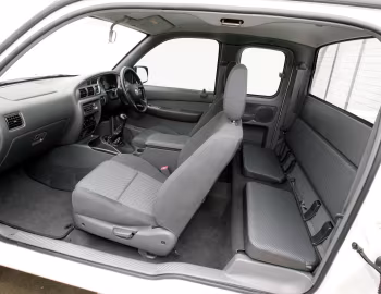 Interior Mazda Bravo Freestyle Cab '2003–06