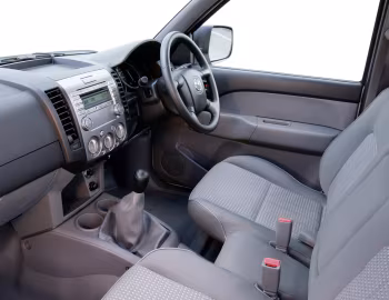 Interior Mazda BT-50 Chassis Single Cab [Australia] (J97M) '2006–08