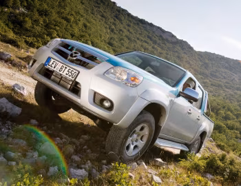Mazda BT-50 Double Cab (J97M) '2008–11