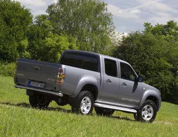 Mazda BT-50 Double Cab [UK-spec] (J97M) '2008–11