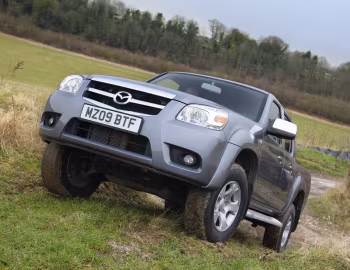 Mazda BT-50 Double Cab [UK-spec] (J97M) '2008–11