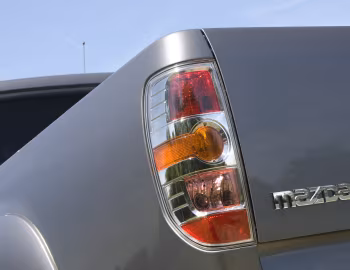 Mazda BT-50 Double Cab [UK-spec] (J97M) '2008–11