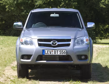 Mazda BT-50 Double Cab [UK-spec] (J97M) '2008–11