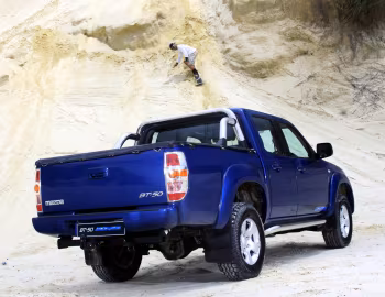 Mazda BT-50 Edge Double Cab [South Africa] (J97M) '2010