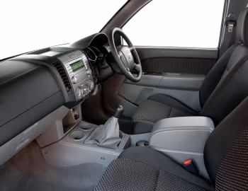 Interior Mazda BT-50 Freestyle Cab [South Africa] (J97M) '2006–08