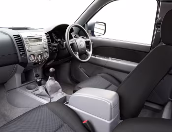 Interior Mazda BT-50 Freestyle Cab [Australia] (J97M) '2008–11