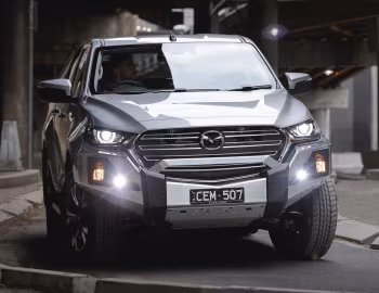 Mazda BT-50 LE Double Cab [Australia] '2023–25
