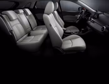 Интерьер 2019–21 Mazda CX-3 [North America] '2018–22