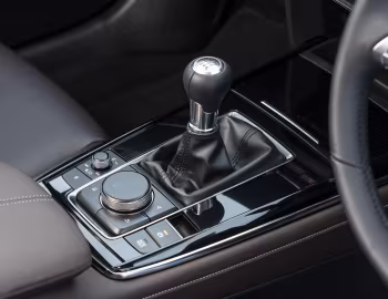 Interior Mazda CX-30 Skyactiv-G [UK-spec] '2019–pr.