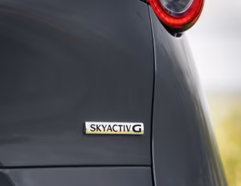 Mazda CX-30 Skyactiv-G [UK-spec] '2019–pr.