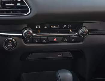 Interior 2021–pr. Mazda CX-30 Skyactiv-G Turbo [North America] '2020–pr.