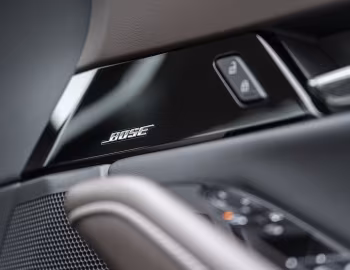 Interior Mazda CX-30 Skyactiv-X [UK-spec] '2019–pr.