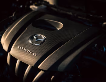 Bajo el capó Mazda CX-3 "Super Edgy" [Japan] '2021