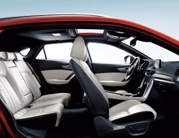 Interior Mazda CX-4 '2016–19