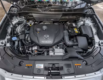 Sous la capuche Mazda CX-5 2.2D GLS [Malaysia] '2017–pr.