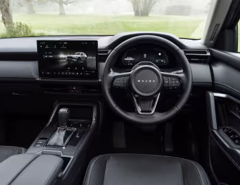 Panel frontal Mazda CX-5 e-Skyactiv G Centre Line [UK-spec] '2026