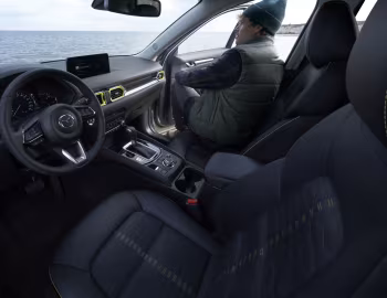 Interior Mazda CX-5 Skyactiv-D AWD "Newground" [Worldwide] (KF) '2021–pr.
