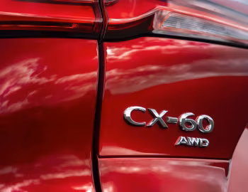 Mazda CX-60 e-Skyactiv D AWD Takumi [UK-spec] '2023–pr.