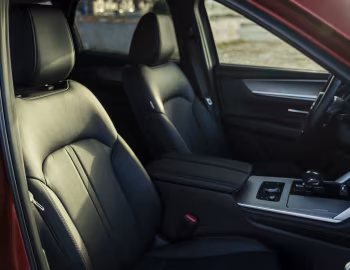Interior Mazda CX-60 e-Skyactiv PHEV AWD Homura [EU-spec] '2022–pr.