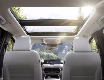 Interior Mazda CX-60 e-Skyactiv PHEV AWD Takumi [EU-spec] '04.2022–pr.