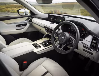 Interior Mazda CX-60 e-Skyactiv PHEV AWD Takumi [UK-spec] '2022–pr.