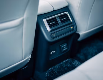 Interior Mazda CX-60 XD-HYBRID Premium Modern [Japan] '2022–pr.
