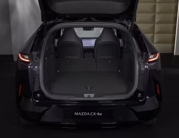 Ambos Mazda CX-6e [EU-spec] '2026