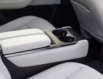 Interior Mazda CX-80 e-Skyactiv D AWD Takumi [UK-spec] '2024–pr.