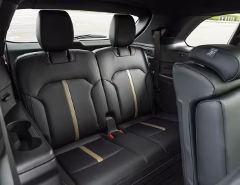 Interior Mazda CX-80 e-Skyactiv PHEV AWD Homura Plus [UK-spec] '2024–pr.