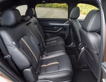 Interior Mazda CX-80 e-Skyactiv PHEV AWD Homura Plus [UK-spec] '2024–pr.