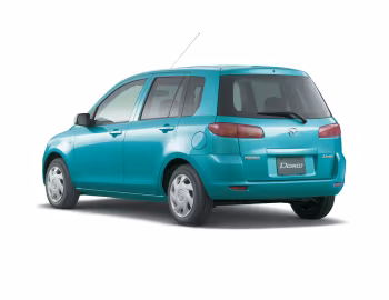 Mazda Demio Casual (DY3W/DY5W) '08.2002–04.2005
