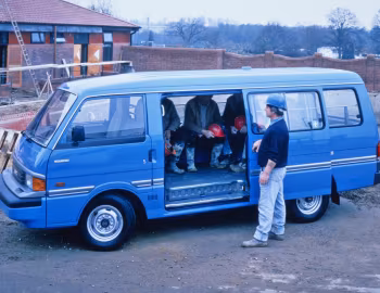 Mazda E2200 [UK-spec] '1989–97