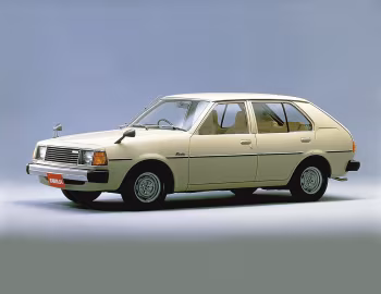 Mazda Familia AP 5-door '01.1977–80