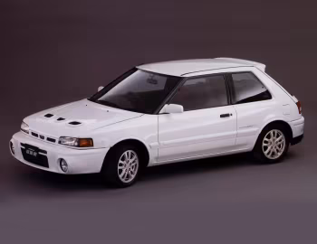 Mazda Familia GT-R 4WD (BG8Z) '06.1993–05.1994