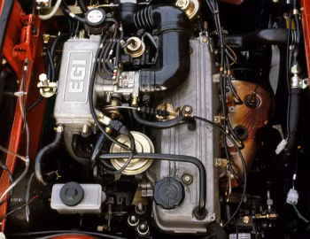 Bajo el capó Mazda Familia 1500 XG-i '01.1983–01.1985