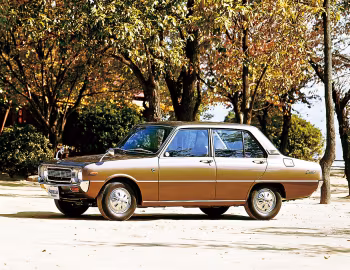 Mazda Familia Presto 1300 Sedan GL (FA3TS) '09.1973–02.1976