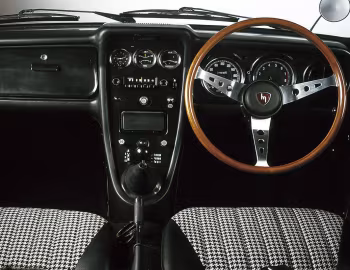 Panel frontal Mazda Familia Rotary Coupe '06.1968–04.1970