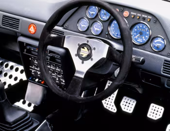 Panel frontal Mazda Familia Sport-4 '10.1989