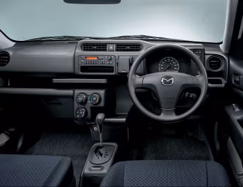 Panel frontal Mazda Familia Van '06.2018–pr.