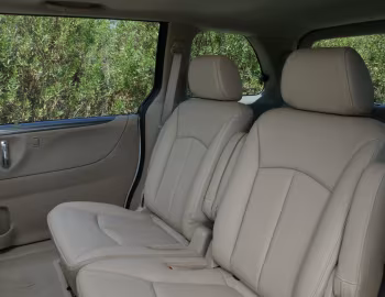 Interior 2004–06 Mazda MPV [North America] '2003–06