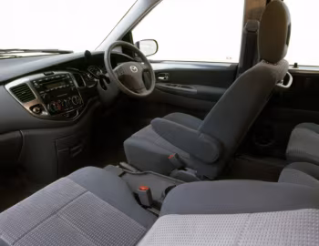 Interior Mazda MPV [Australia] '2003–06