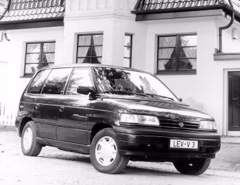 Mazda MPV [EU-spec] (VL) '1993–95