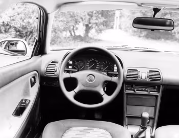 Panel frontal Mazda MX-3 [Worldwide] '1991–98